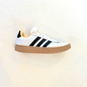 ADIDAS tennis shoes sneakers trainers womens 9.5